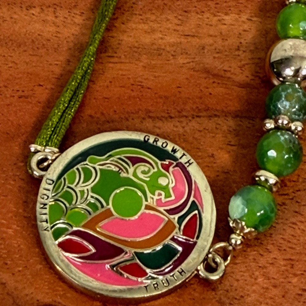 Dragon Charm Bracelet Green Beads Gold Tone‎ Adjustable Chain